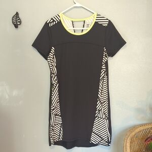 Title Nine Overdrive Gidget 3.0 Dress In Black And White Geometric Stripes Large